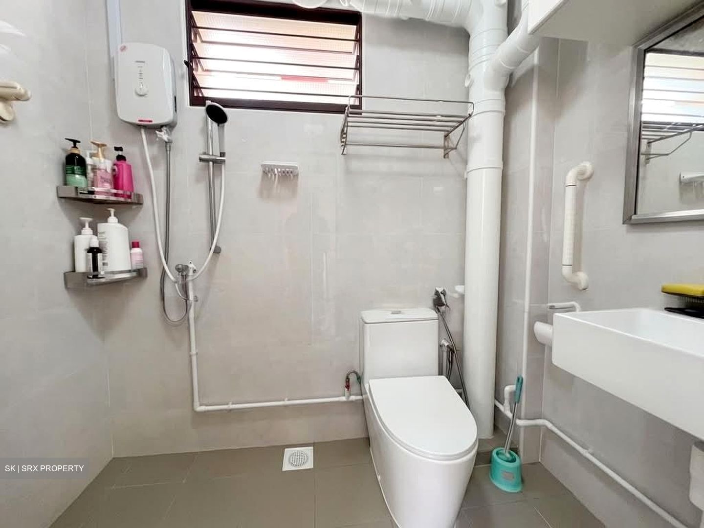 Blk 305 Tampines Street 32 (Tampines), HDB 5 Rooms #584404021